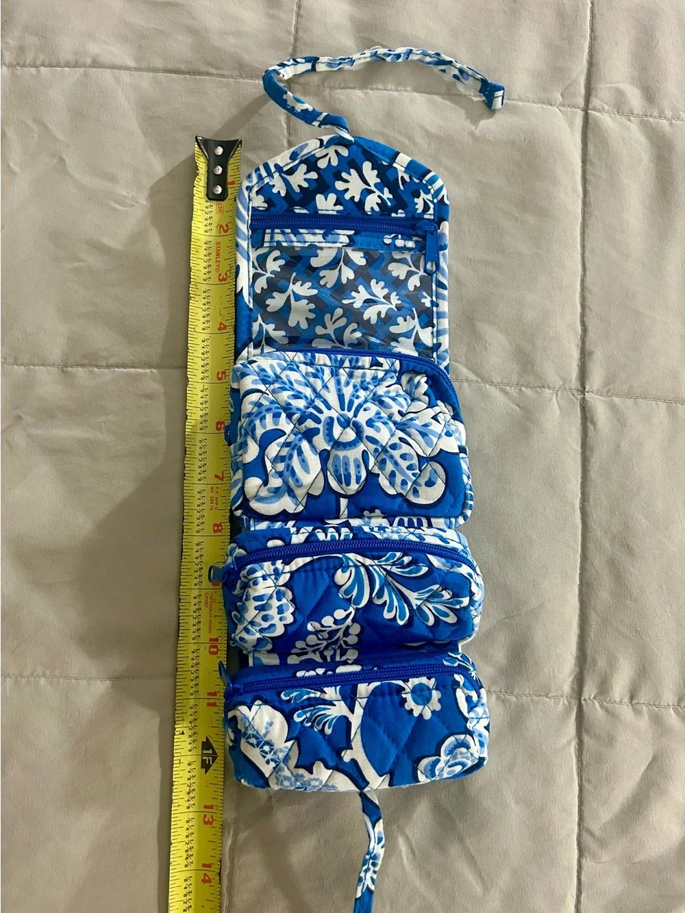 Vera Bradley Blue & White Floral Quilted Jewelry/Cosmetic Organizer Travel Pouch